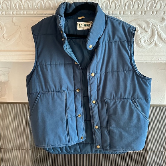 Vintage L.L. Bean Navy Puffer Vest - Picture 1 of 3